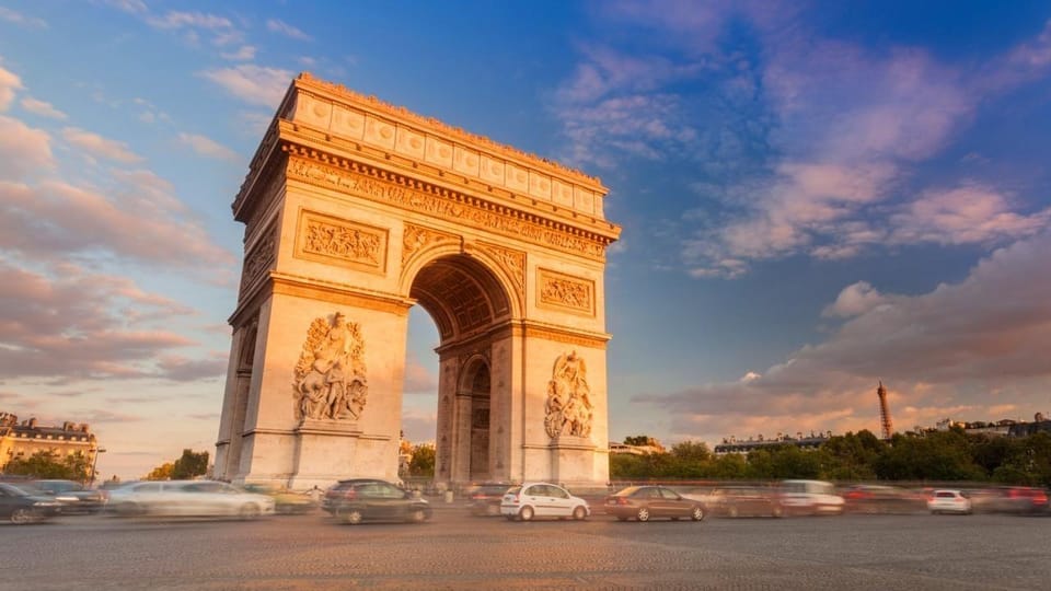 Arc de Triomphe Rooftop: Unveil History & Breathtaking Views - The 30-minute outside history talk that actually helps