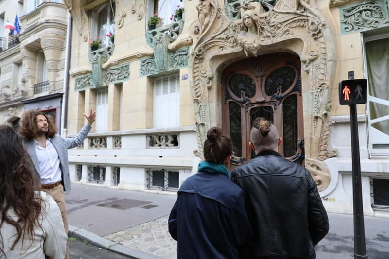 Art nouveau Paris tour - Setting the roots: early Art Nouveau symbolism and where it came from