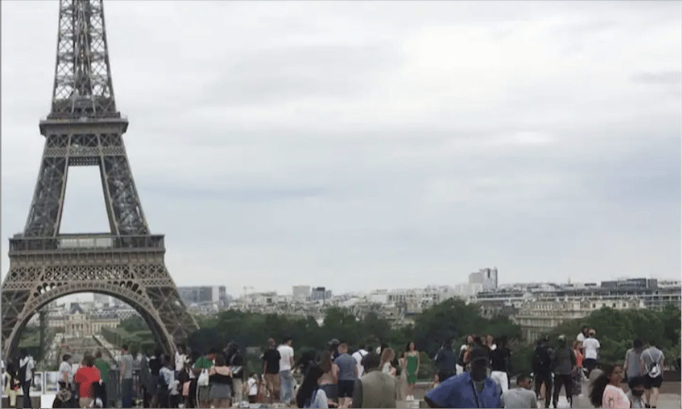 Best Bits of Paris: 40 Favourites Walking Tour 5 hours - Entering Saint-Germain-des-Prés at the right pace