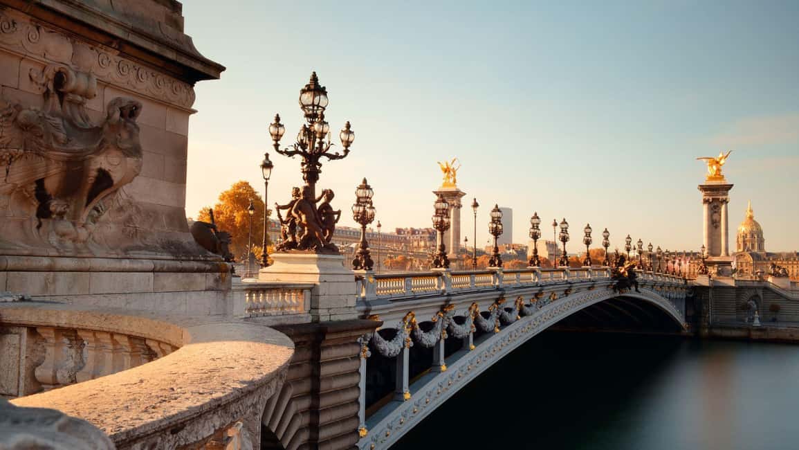 Best of Paris: Private Walking Tour with Local - Who this tour is for (and who should skip it)