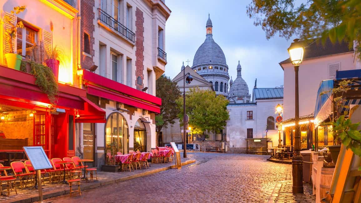 Best of Paris: Private Walking Tour with Local - Notre-Dame as the start: why this meeting point helps