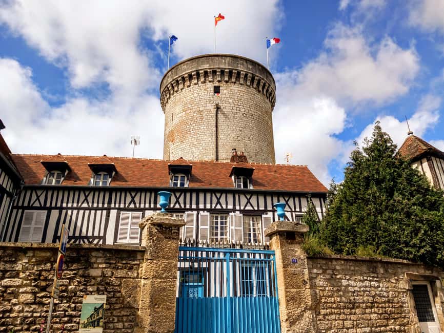 Bike tour from Vernon to Giverny with local guide - Key highlights to know before you go