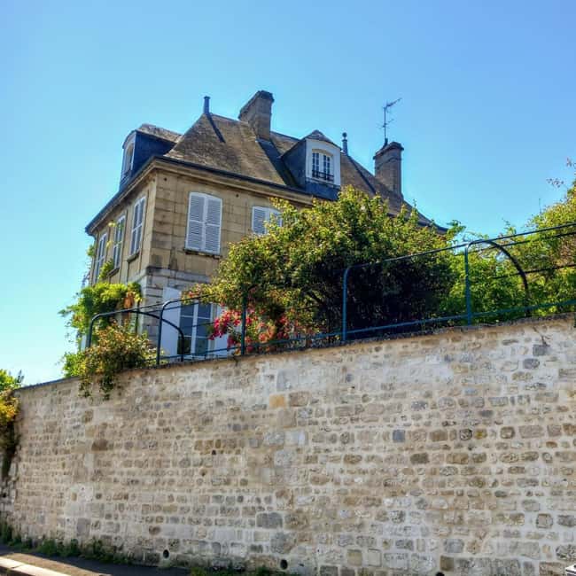 Bike tour from Vernon to Giverny with local guide - Along the Seine: Impressionist country, 911 AD, and an easy rhythm