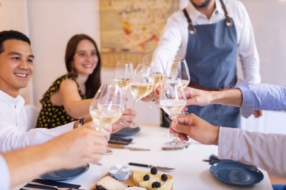 Cheeses and Wines Tour de France with Tasty Games - Inside Monsieur Le Zinc: where the tasting starts