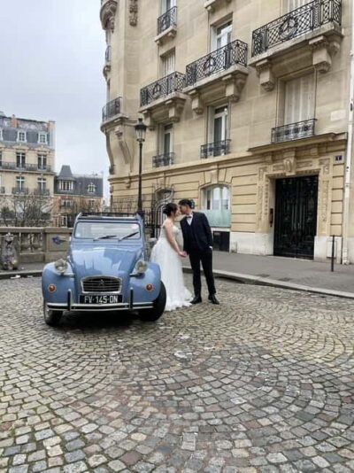 Classic Citroën 2CV tour of Paris, 1 hour - Start at Champs-de-Mars: the easiest way to begin