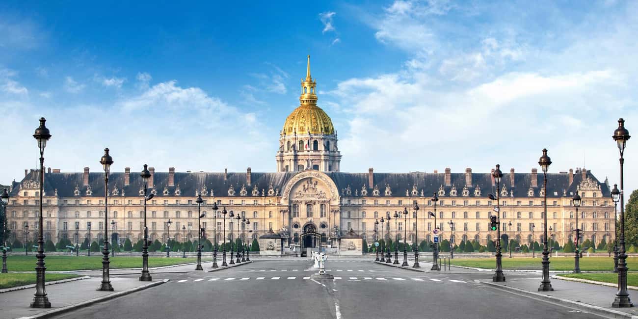 Classical and Monumental Paris Tour along the Seine River - The 150 minutes pacing: how this tour avoids the usual Paris chaos