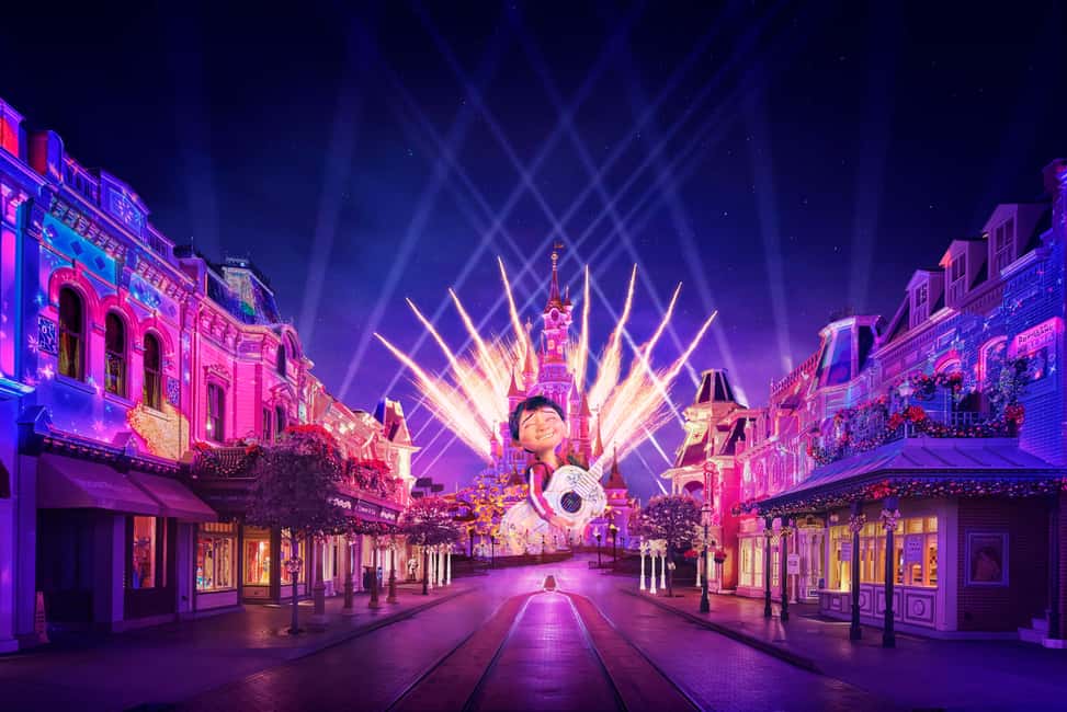 Disneyland® Paris 1-Day Flexible Date Ticket - Getting there from Paris: 35 minutes that can save your whole trip