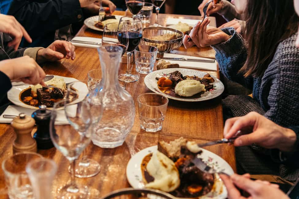 Eating Paris: Le Marais Food & Wine - Wine, boeuf bourguignon, and apple cider at the legendary bistrot