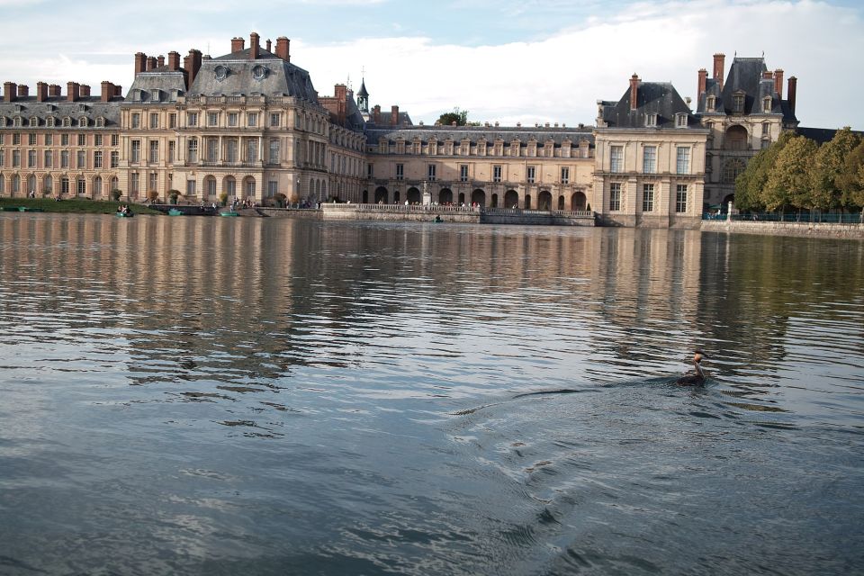 Fontainebleau: Palace Private Guided Tour with Ticket - Francis I Gallery: the Renaissance decoration you’ll want to see twice