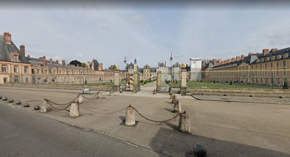 Fontainebleau: Palace Private Guided Tour with Ticket - Napoleon I apartments: luxury with a very clear mood shift