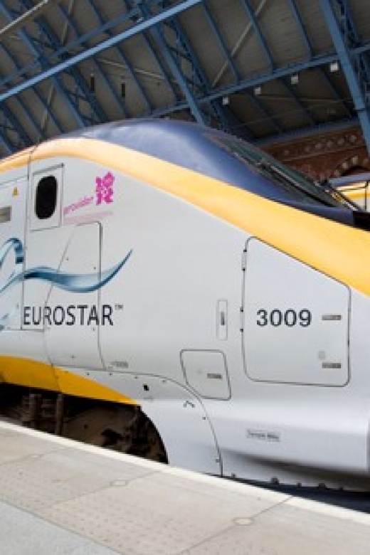 From London: Full-Day Trip at Leisure to Paris by Eurostar - St. Pancras Meeting Point and the First-Day Reality Check