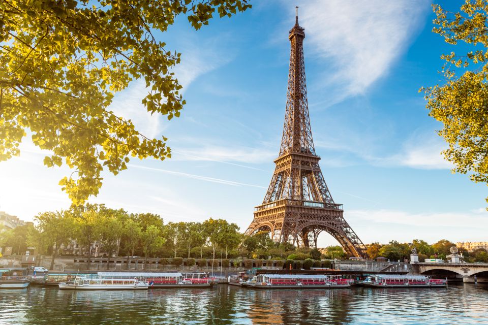 From London: Lunch at Eiffel Tower, Louvre and Notre Dame - Louvre Museum time-saver: skip the line and find Mona Lisa