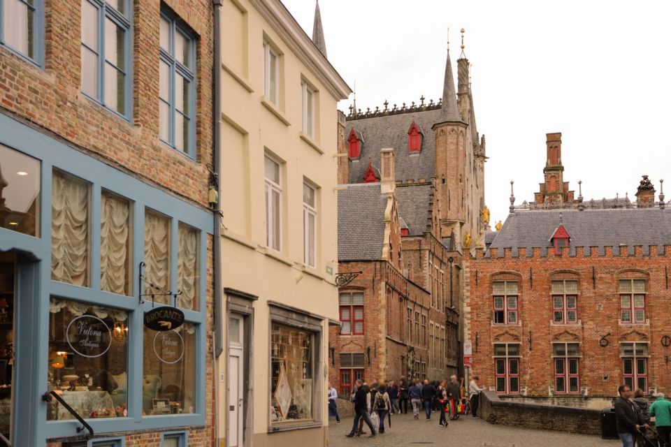 From Paris: Bruges Guided Tour with Hotel Pickup - Hotel Pickup and the Cross-Border Ride to West Flanders