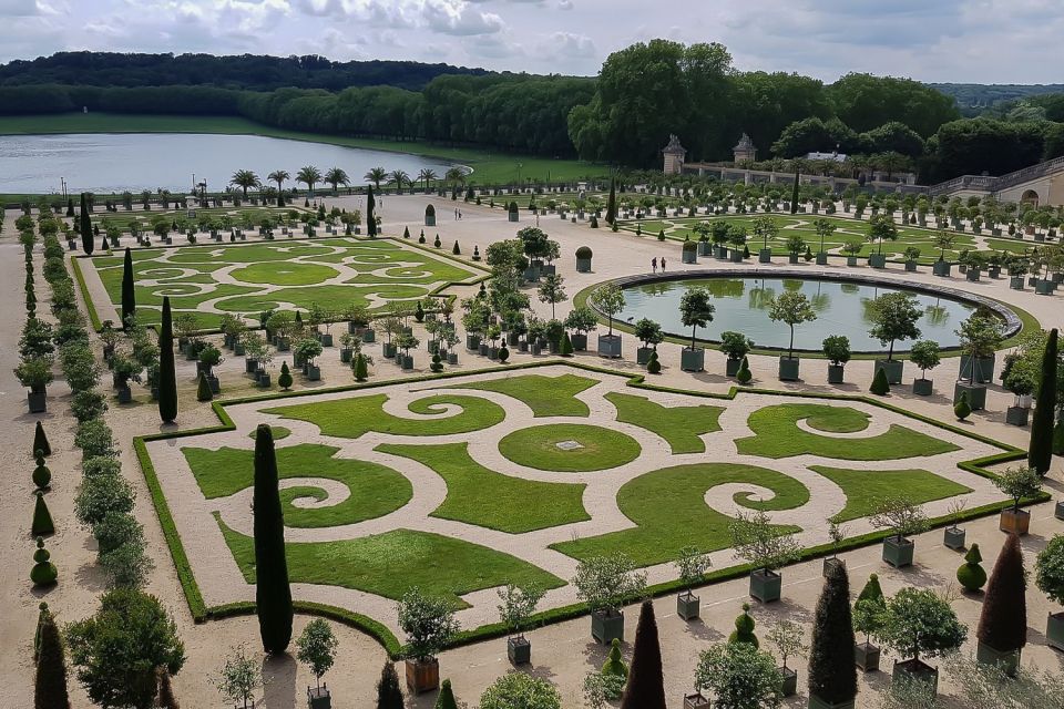From Paris: Giverny and Versailles Private Full-Day Trip - Timing and pacing in a 9-hour day
