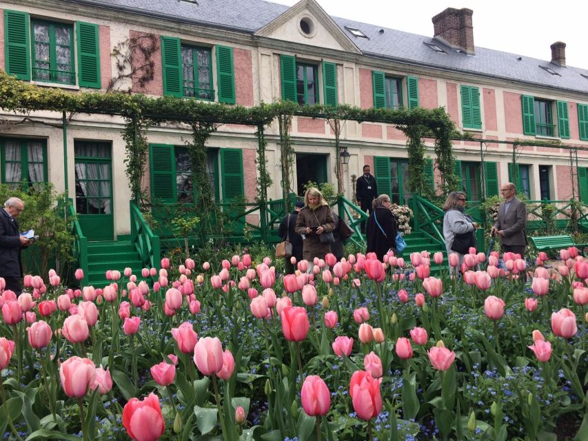 From Paris: Giverny & Monet’s House Skip-the-Line Tour - Crowds, stairs, and weather: practical tips that prevent a bad day