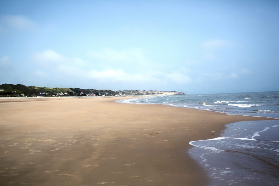 From Paris: Normandy D-Day Beaches Day Trip with Lunch - The possible Juno Beach stop: what you’ll gain if it’s on the schedule