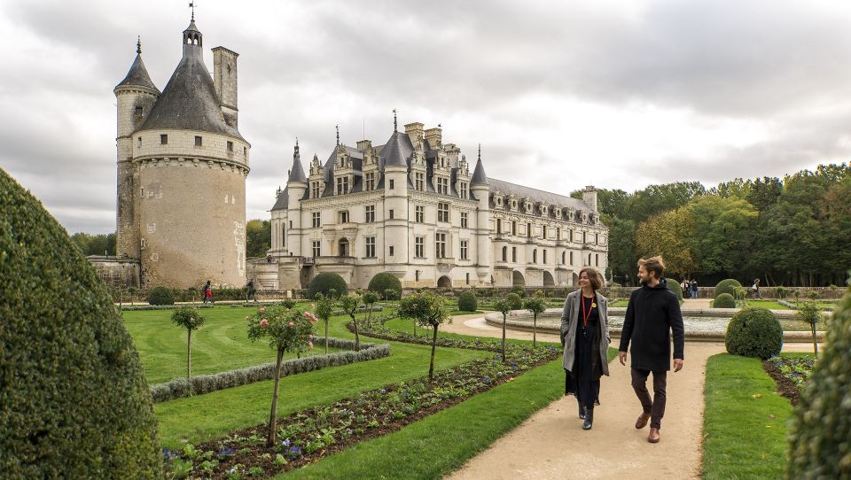 From Paris: Small-Group Tour of Loire Castles - Loire Valley in 12 Hours: what this day trip is really like