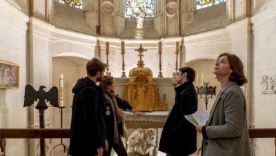 From Paris: Small-Group Tour of Loire Castles - Getting to Cheverny: WWII art safety and classic French form