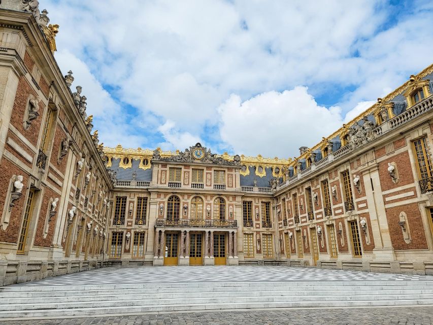 From Paris: Versailles Bike Tour with Gardens & Palace Entry - Should you book this Versailles bike tour?
