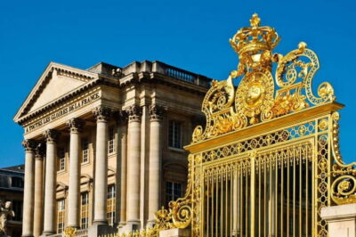 From Paris: Versailles Palace and Gardens with Transfer - Priority entrance at Versailles: walk in, then slow down