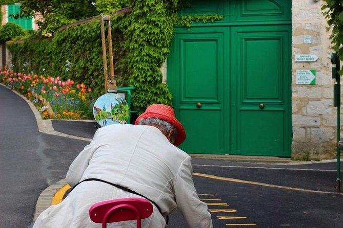 Giverny Monet House and Gardens Skip the line Walking tour - Skip the Line at Monet’s House: What It Really Buys You