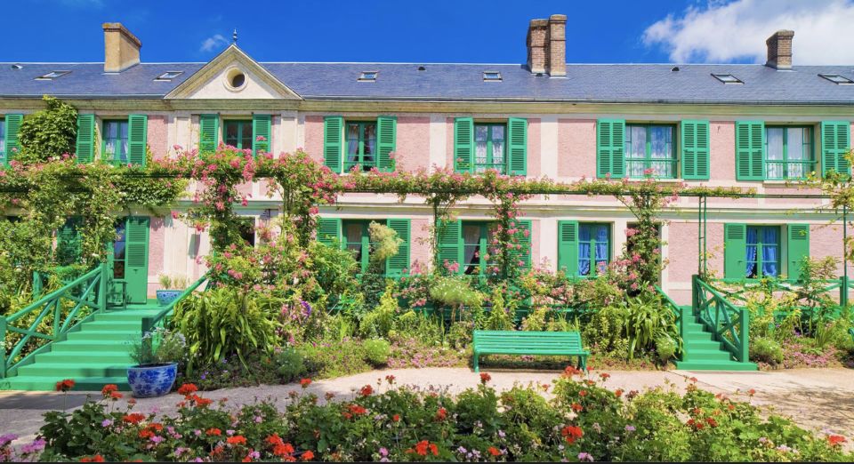 Giverny: Monet's House & Gardens Private Guided Tour +Ticket - Japanese prints and studio influences you can actually see