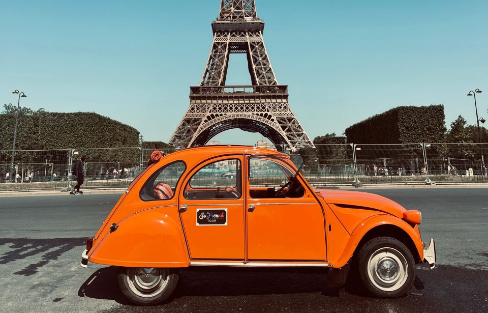 Guided Tour of Paris in Citroën 2CV - Champs-Élysées, Golden Triangle streets, and those tiny Paris lanes