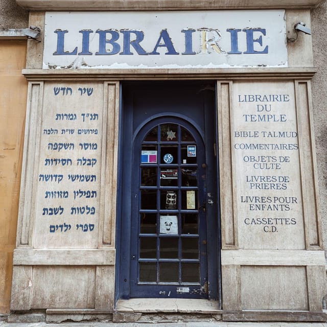 Jewish Marais - Yiddish world : Walking tour and pastries - Agoudas Hakehilos and the Rav Rottenberg photo stop