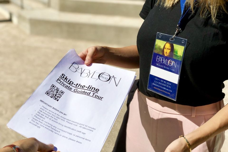 Louvre and Musée d'Orsay with Reserved Entry Ticket - The Louvre palace setting: art in a building with a past