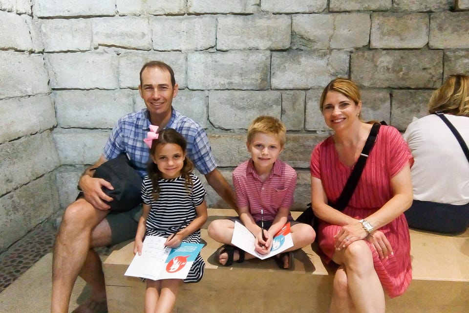 Louvre Guided Treasure Hunt for Families and Kids - How the Age-Matched Booklets Keep Kids Focused