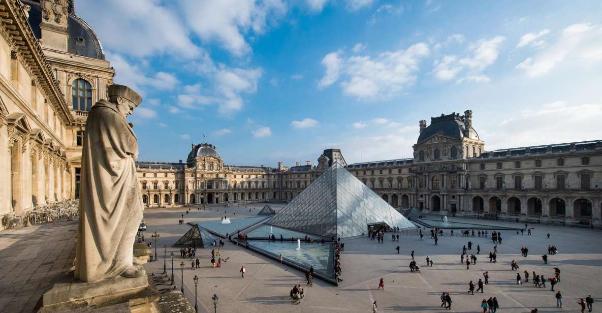 Magnificent tour of the Louvre + Mona Lisa pass - Beyond the Mona Lisa: what your guide points out, then lets you choose