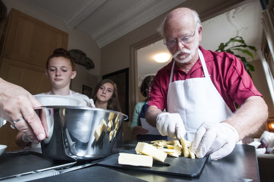 Market Visit and Cooking Class with a Parisian Chef - The details that make or break the experience