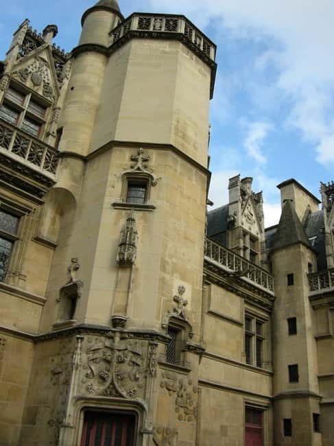 Medieval Paris Private Walking Tour - Meeting at Cluny la Sorbonne: Start Where the Story Begins