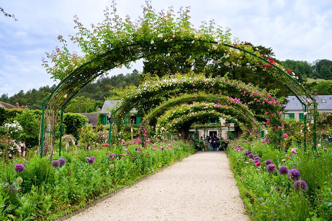 Monet's House and Garden & Giverny Village - Monet’s home: where the stories become physical