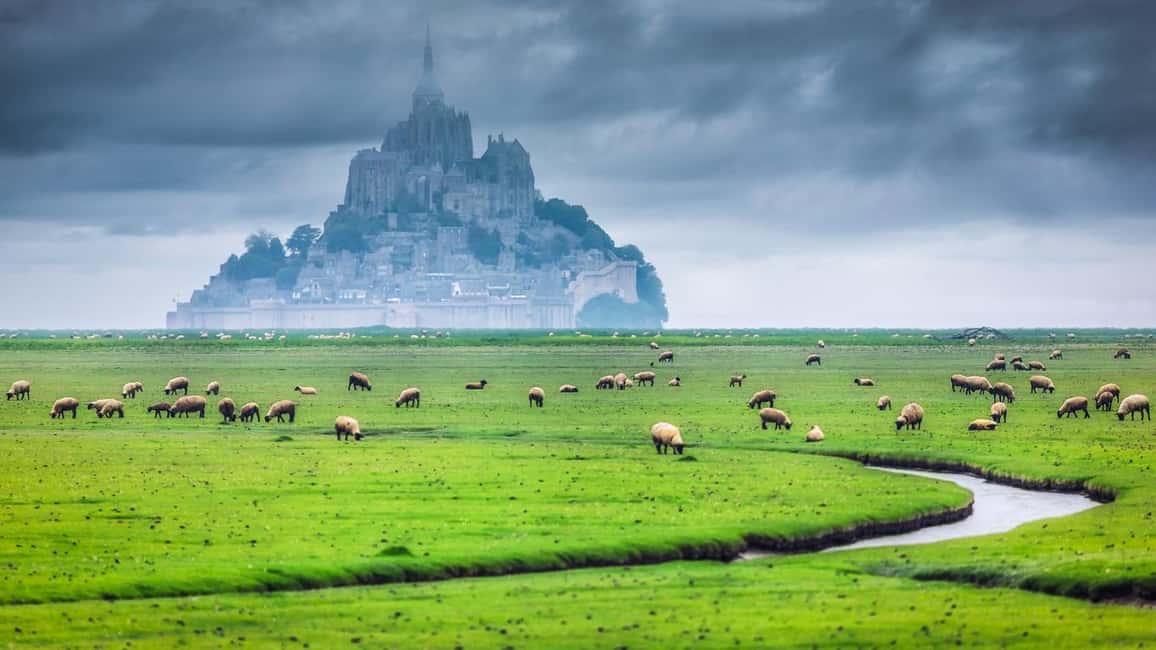 Mont Saint-Michel Small-Group Day Trip from Paris with Abbey Ticket - A 7:15 AM start, then a calm Normandy drive