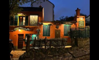 Montmartre for Art Lovers - Walking tour with Expert Guide - Drawing like an artist: the small-canvas sketching session