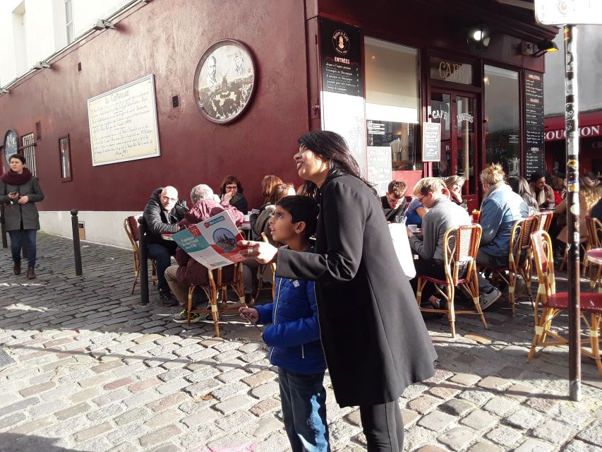 Montmartre: Private Treasure Hunt for Families and Kids - Entering Montmartre’s world the kid-friendly way