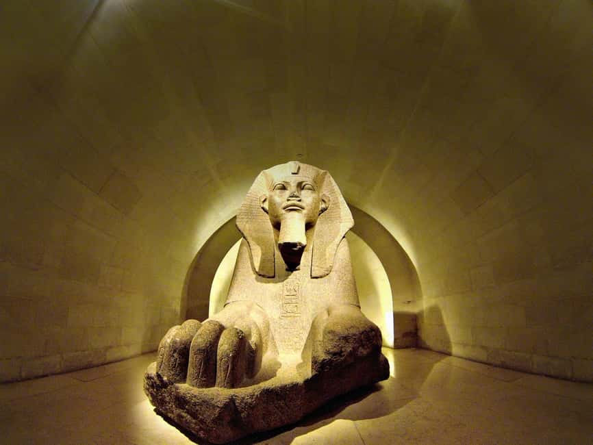 Night at the Louvre Museum: 6-people Max Guided Exploration - Key highlights at a glance