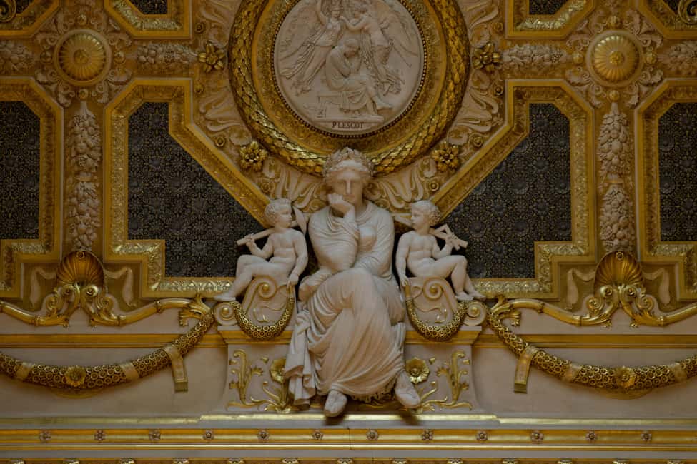 Night at the Louvre Museum: 6-people Max Guided Exploration - Getting More Out of a Live English Guide