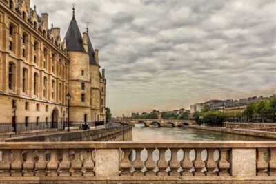 Notre-Dame Cathedral Private tour - Where you start: Charlemagne on Île de la Cité