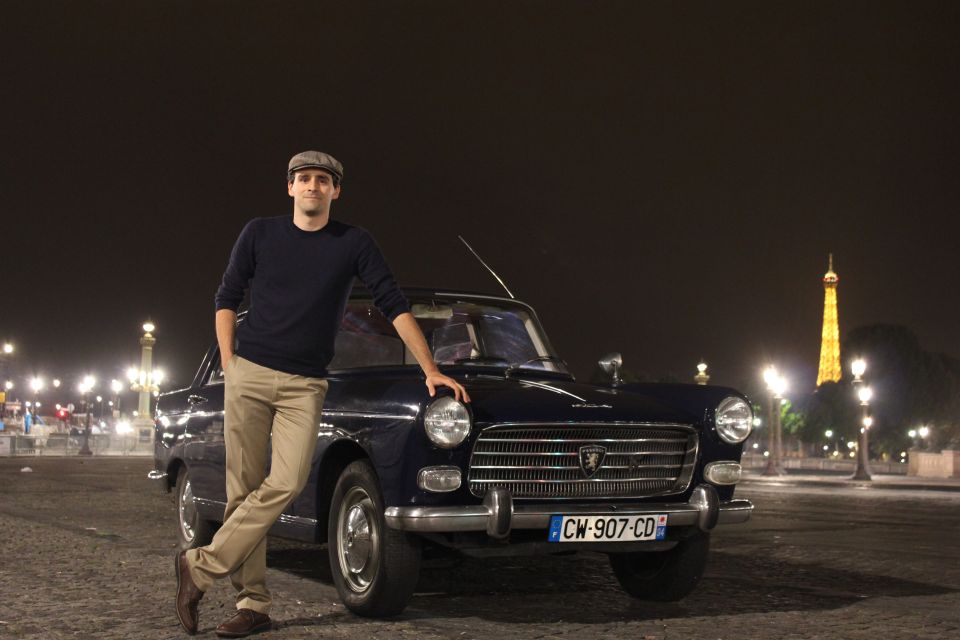 Paris: 1.5-Hour Vintage Car Night Tour - Entering Paris by night from Pont Marie, not from the postcard lines