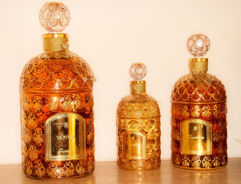 Paris 1h30-Hour Perfume Walking Tour - What You Learn in Each Stop: Eau de Cologne Ingredients and Fragrance Families