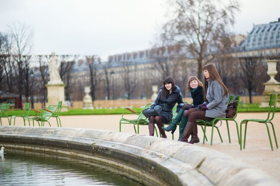 Paris: 2.5-Hour Private City Highlights Kickstart Tour - Champ de Mars and the Eiffel Tower finish: what you can expect from outside viewing