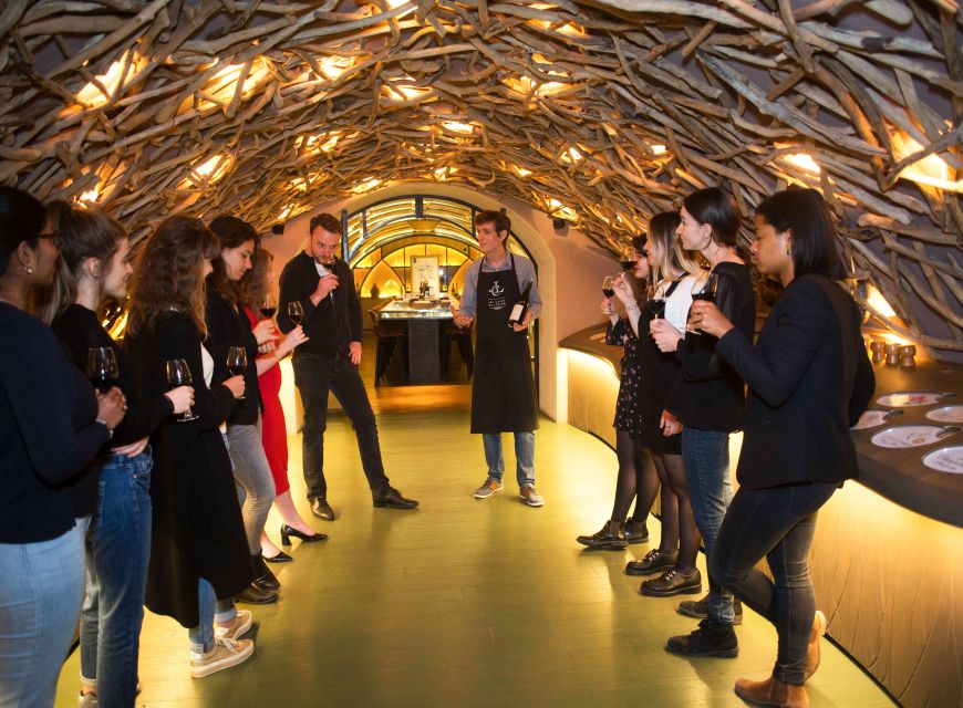 Paris: 2-Hour Wine Making Workshop - Designing your label and making the bottle feel like yours