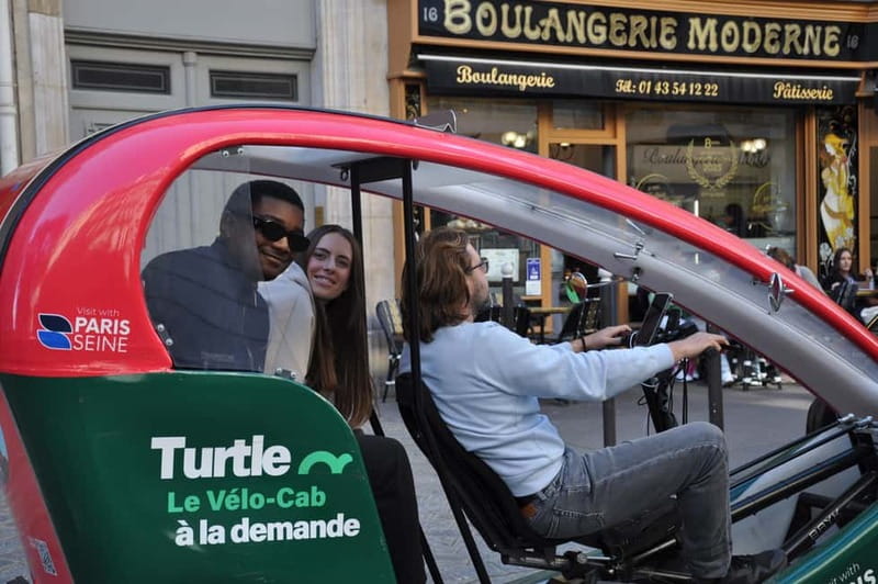 Paris: 2 hours Emily Tour in a Private Rickshaw bike - Meeting at Saint-Michel and settling in fast
