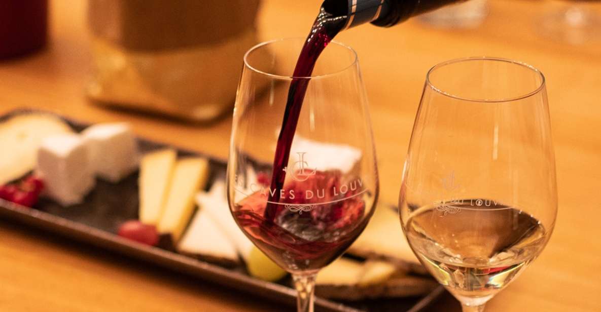 Paris: Apéro Wine and Cheese Tasting Experience - Getting to Les Caves du Louvre: meet-up and first steps
