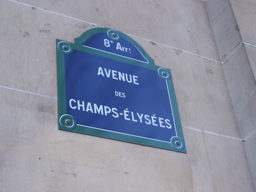 Paris: Arc de Triomphe Entry and Walking Tour - Place Clemenceau start: where you’ll feel the tour click