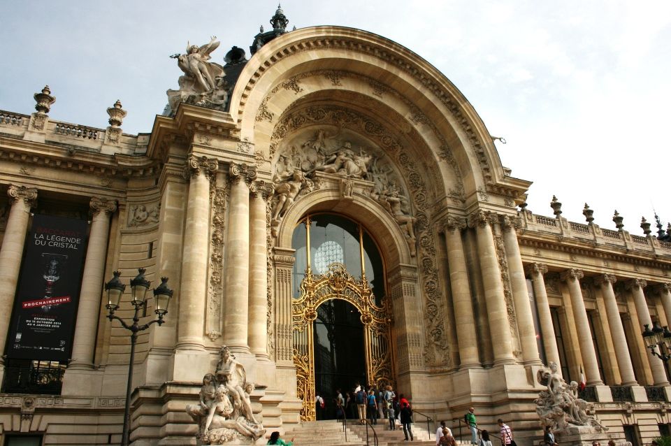 Paris: Arc de Triomphe Entry and Walking Tour - Should you book this tour?
