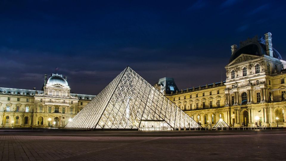 Paris Audioguide - TravelMate app for your smartphone - Offline listening and reading text: your best strategy for Paris