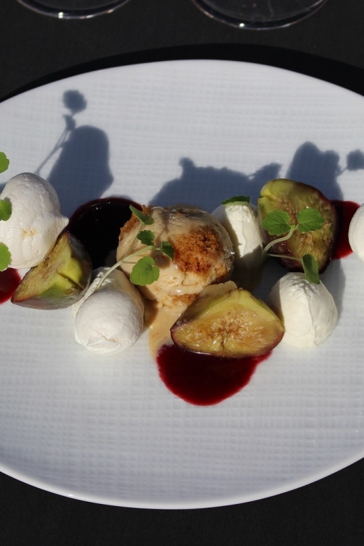 Paris: Bustronome Gourmet Dinner Tour - Course Timing While the City Moves: How the Night Dinner Flows